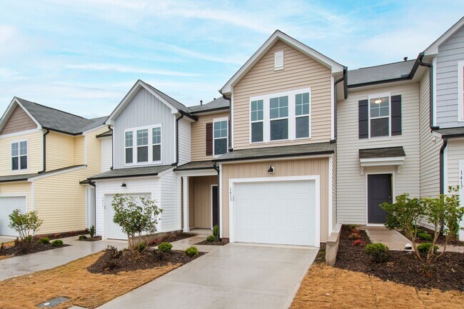 Building Photo - Well Appointed 3-Bedroom Townhome in Durham!