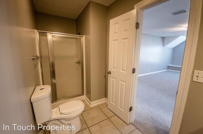 Building Photo - 5 br, 3.5 bath House - 3964 Kinderlou Forest