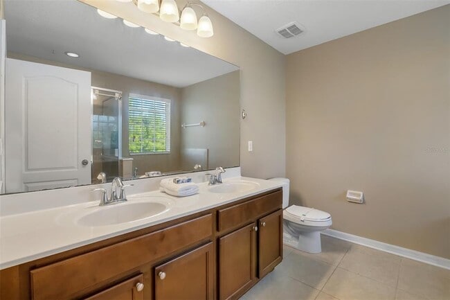 Building Photo - 2752 River Landing Dr
