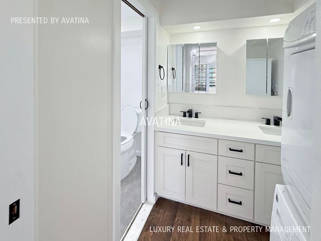 Building Photo - 225 Ka?iulani Ave