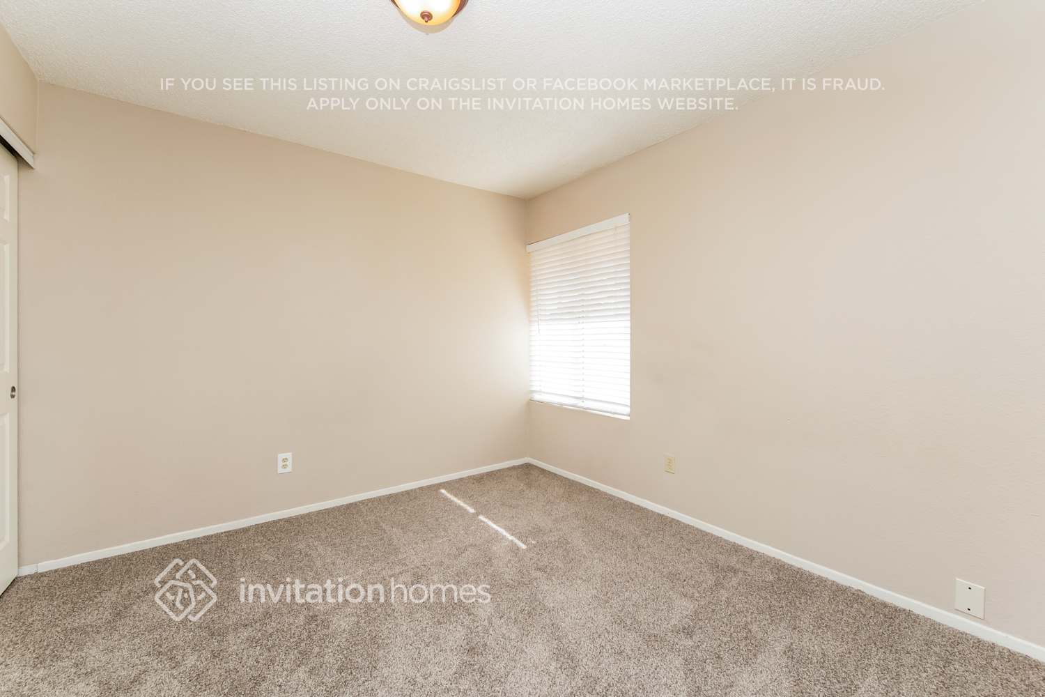 Building Photo - 6256 Small Point Dr