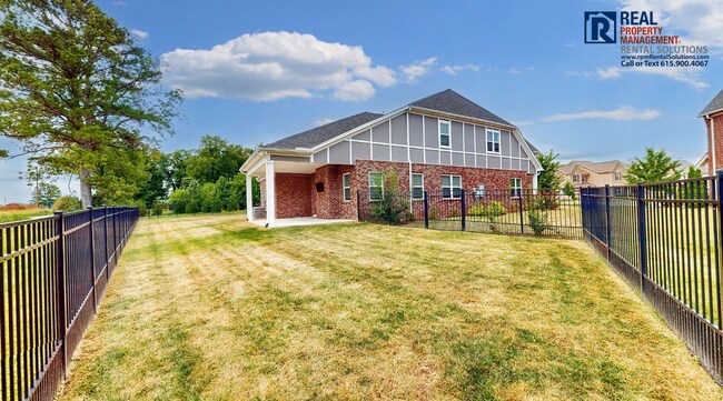 Building Photo - Gorgeous, Luxury home in Marymont Springs! Neighborhood pool & playground!