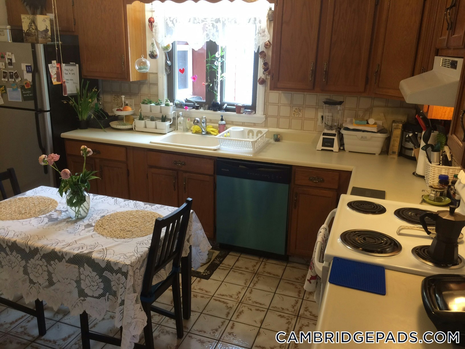 Building Photo - 1124 Cambridge St