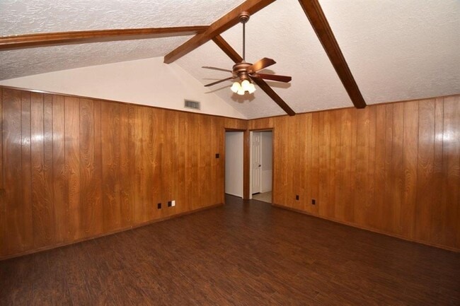 Building Photo - 431 Applewhite Dr
