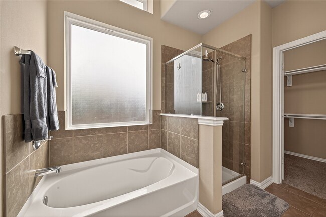 Building Photo - 4502 Mallory Creek Dr