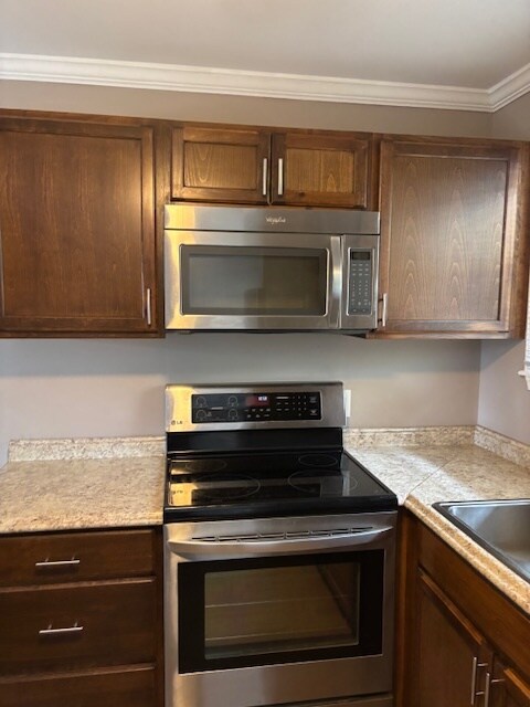 Building Photo - 208 Coolidge Way
