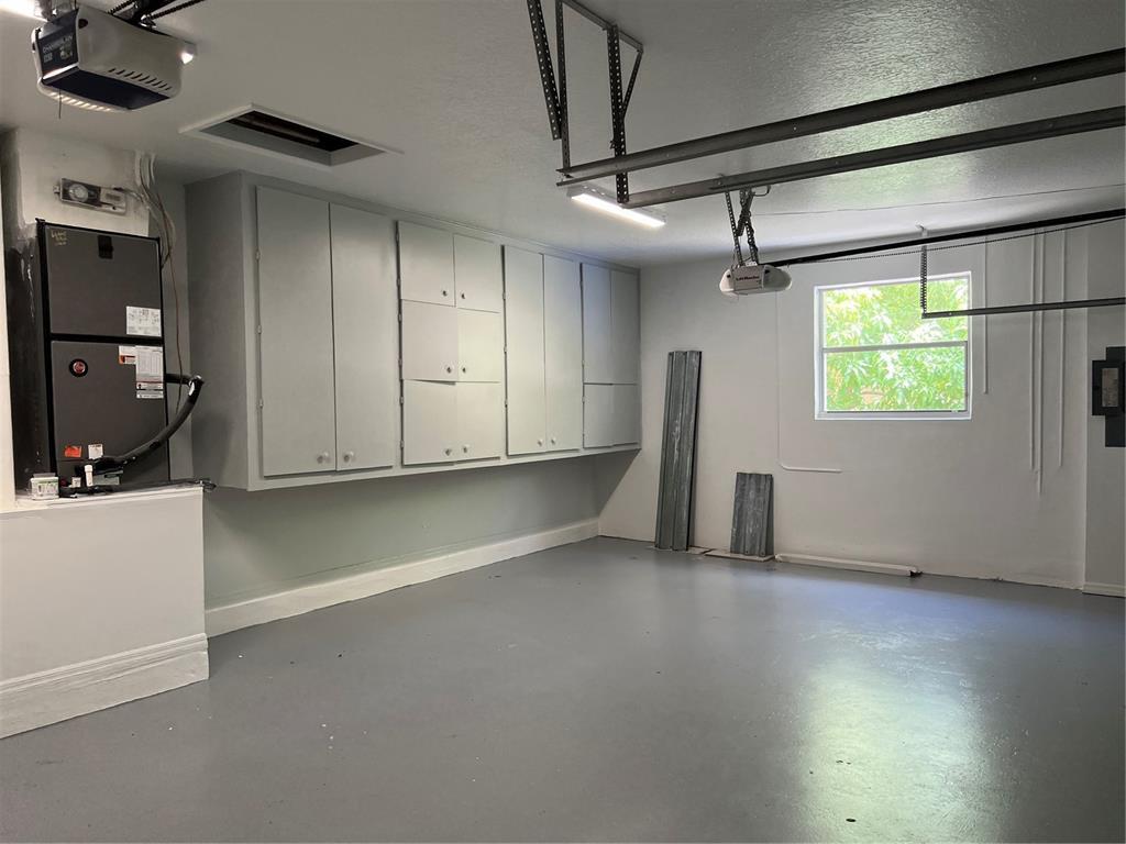 Building Photo - 2051 NW 125th Ter