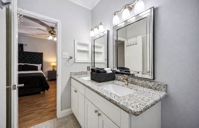 Building Photo - 3292 Holly Hall St