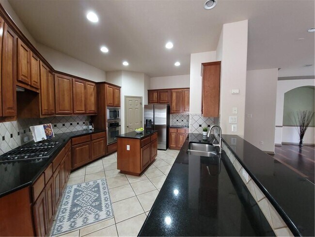 Building Photo - 10028 Lisi Anne Dr