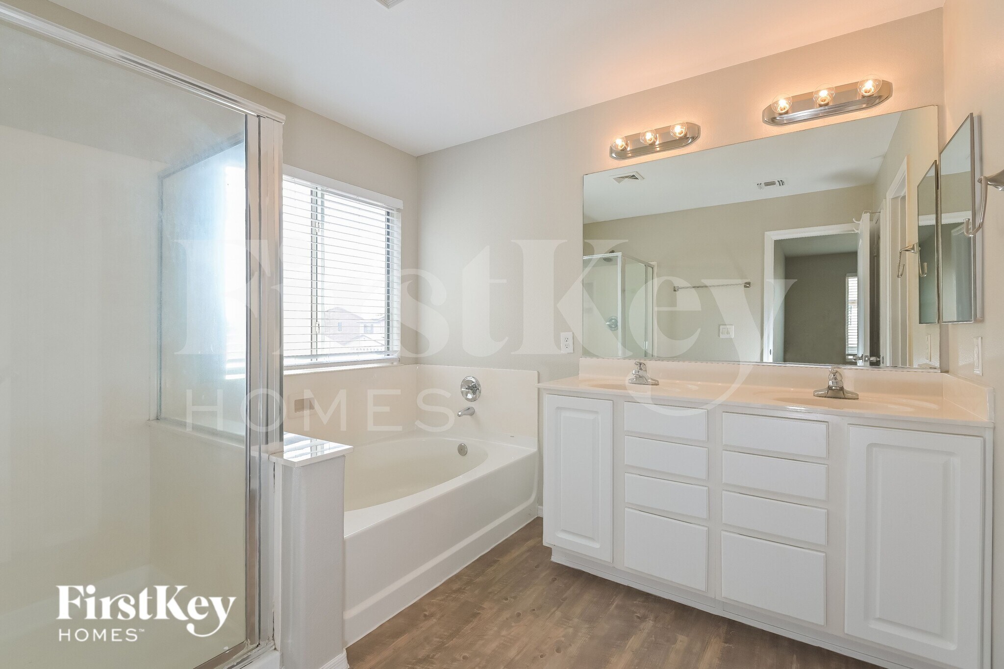 Building Photo - 6887 S Martlet Dr