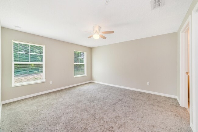 Building Photo - 255 Taylor Ln