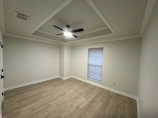 Building Photo - 9411 Crooked Creek Dr