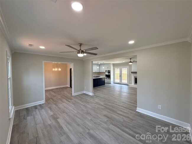 Building Photo - 1111 Somersby Ln