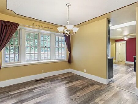 Building Photo - 132 Lloyellen Dr