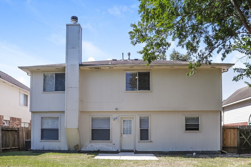 Building Photo - 5618 Imperial Grove Dr