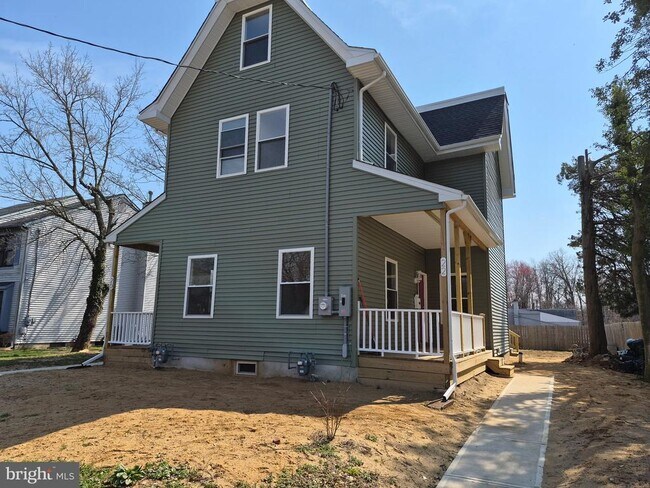 Building Photo - 20 Pine St