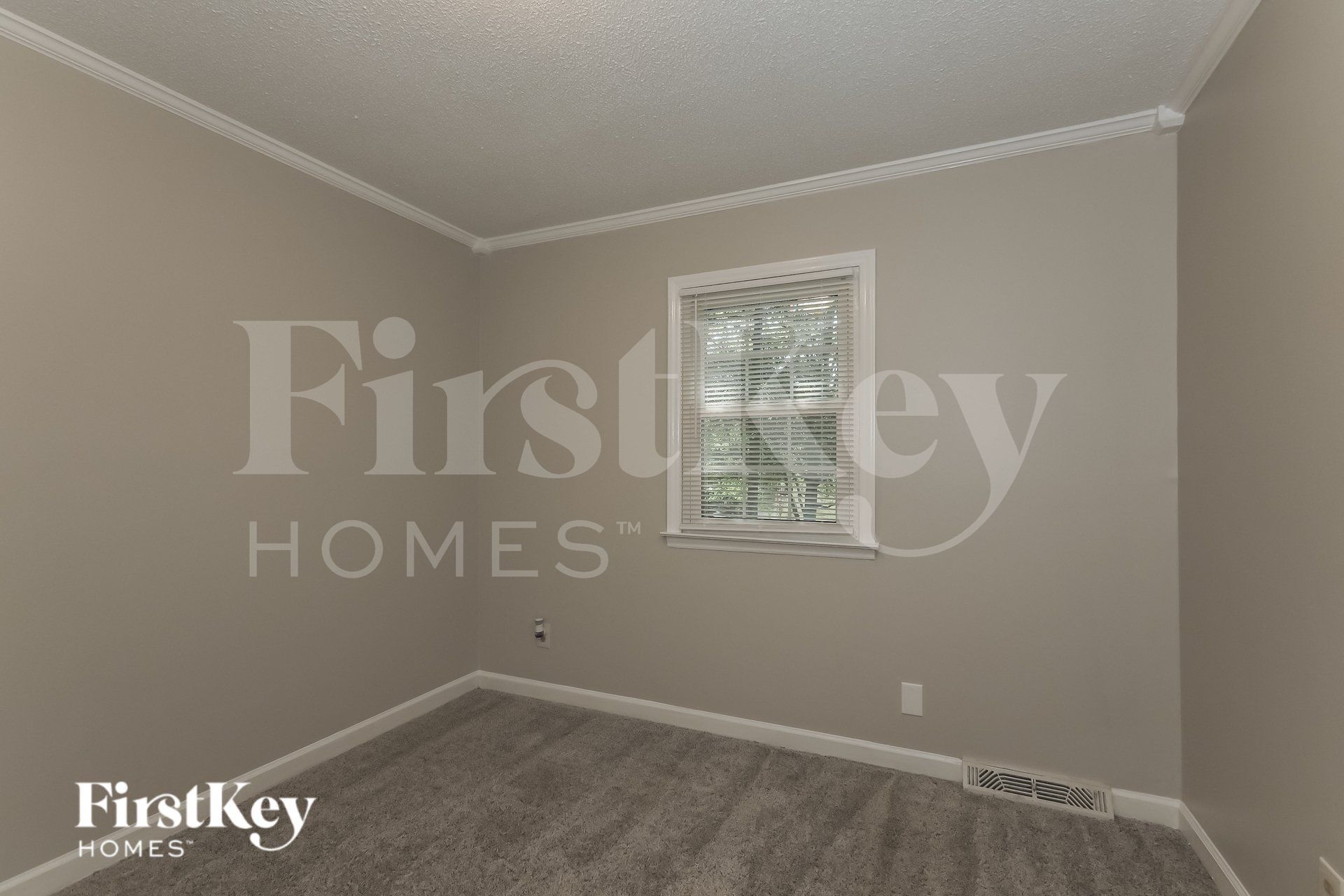 Building Photo - 10018 Mountain Apple Dr