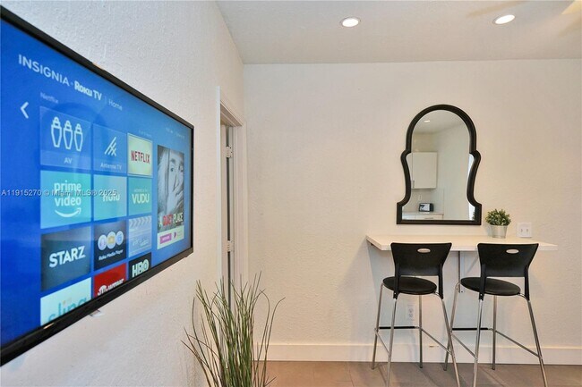 Building Photo - 60 NW 76th St