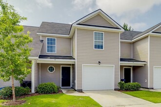 Building Photo - 104 Barfield Way