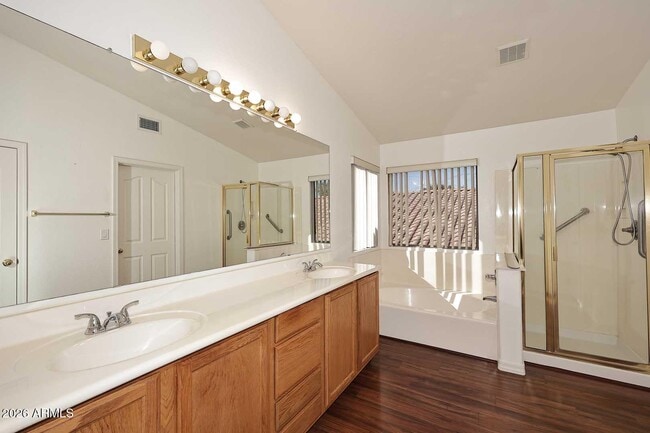 Building Photo - 731 W Melody Ave