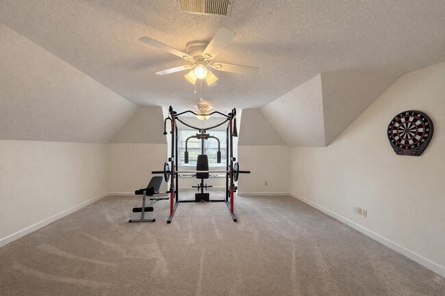 Building Photo - 565 Schaeffer Loop