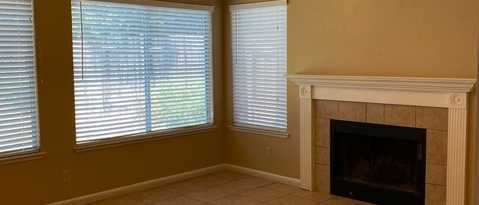Building Photo - 14855 Reynosa Dr