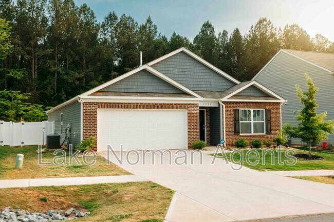 Building Photo - 2880 Sherrills Strm Dr