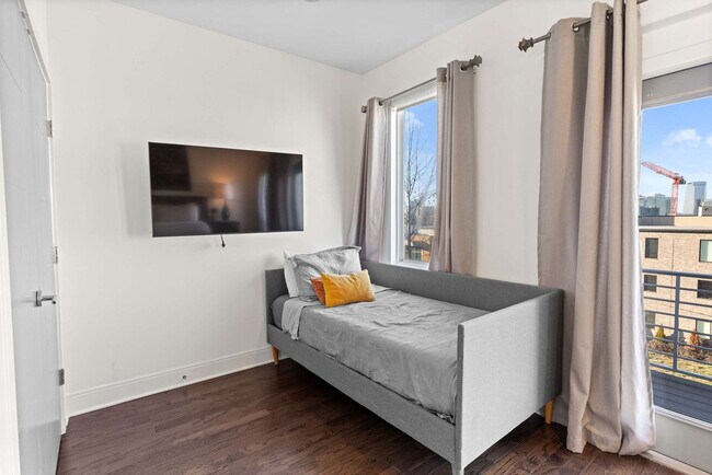 Building Photo - 1109 Archer St