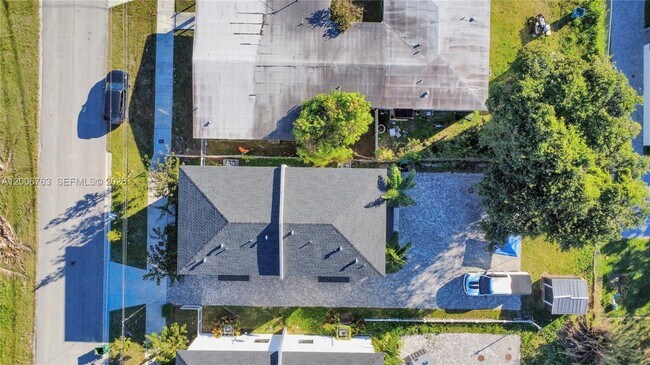 Building Photo - 21226 SW 119th Ave