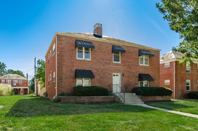 Building Photo - 1448 Elmwood Ave