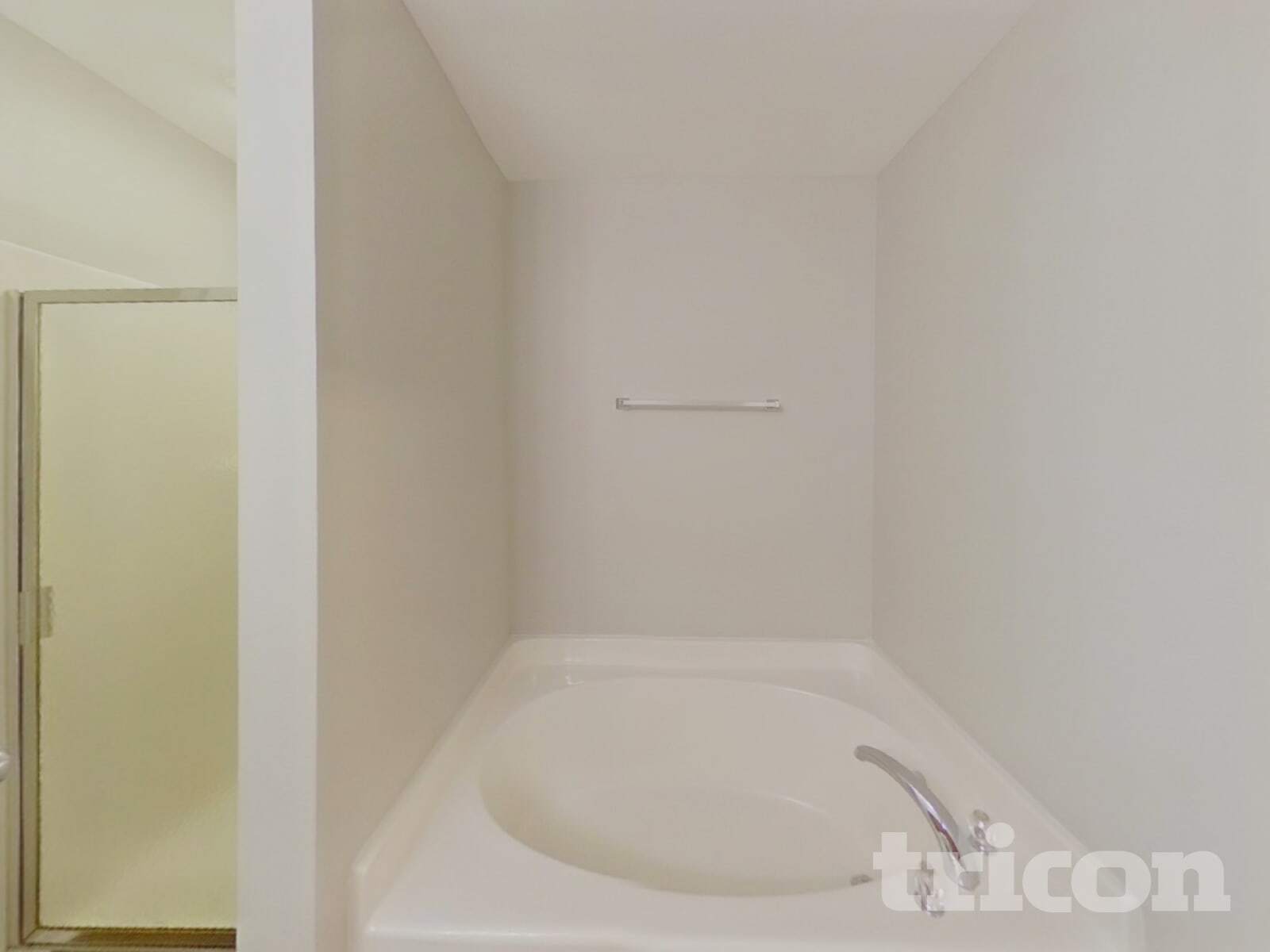 Building Photo - 3728 Charterhall Ln