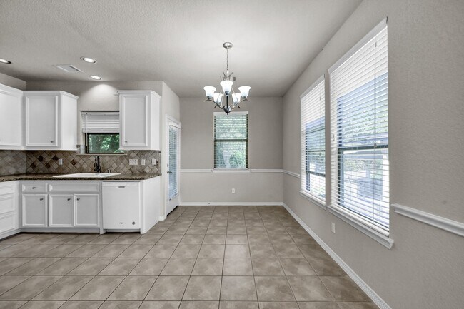 Building Photo - 130 April Cove