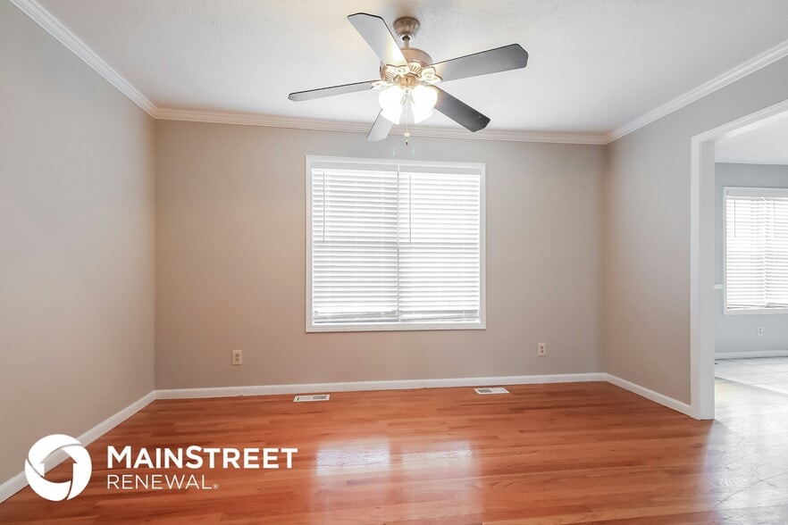 Building Photo - 510 Forestglen Ln