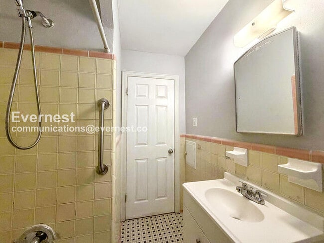 Building Photo - 19657 Caldwell St