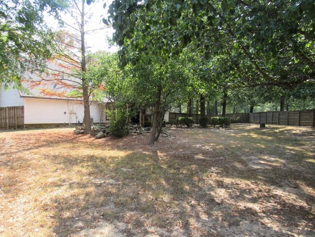 Building Photo - 32 Cinderwood Cove