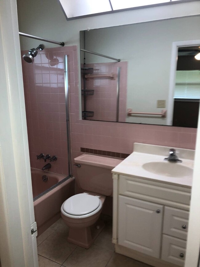 Building Photo - 4223 100th Ave N