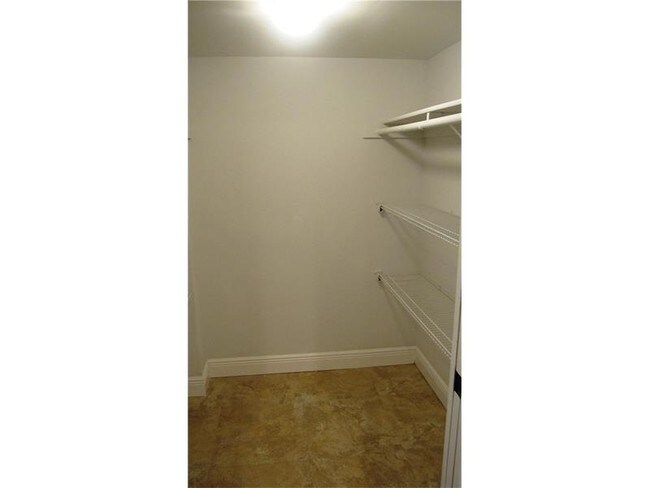 Building Photo - 8700 SW 133rd Avenue Rd