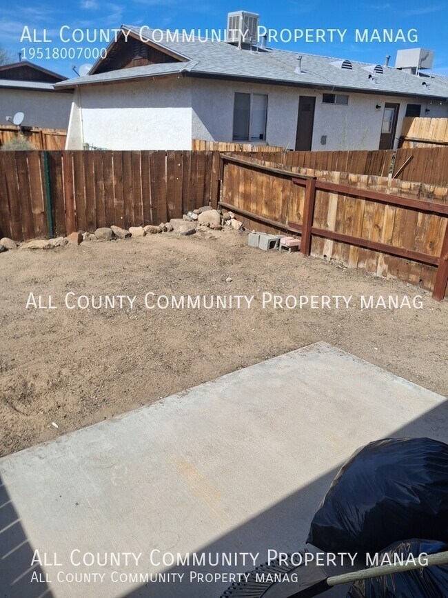 Building Photo - 74017 Cactus Dr