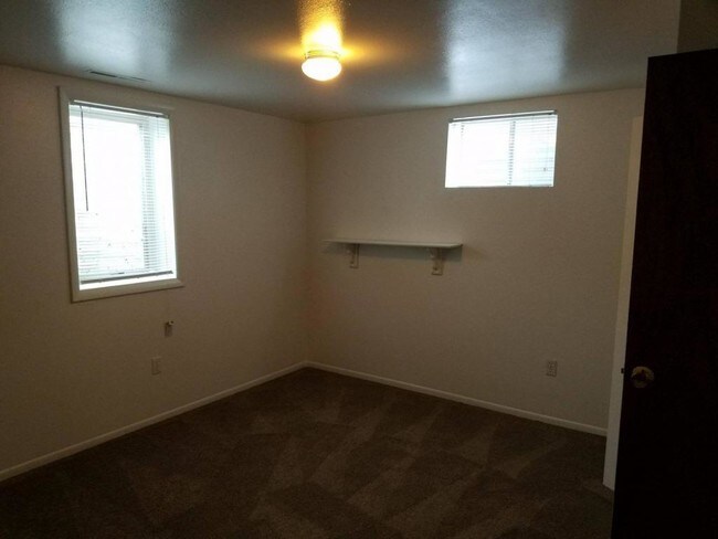 Building Photo - 2813 Shoal Cir