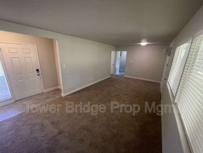 Building Photo - 8255 Oahu Dr