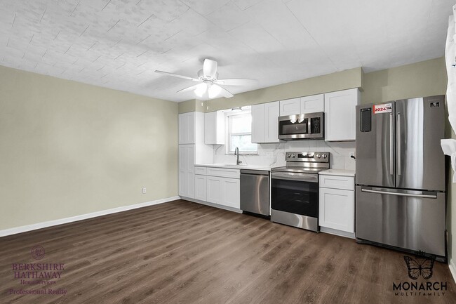 Building Photo - Affordable 3 Bedroom Home