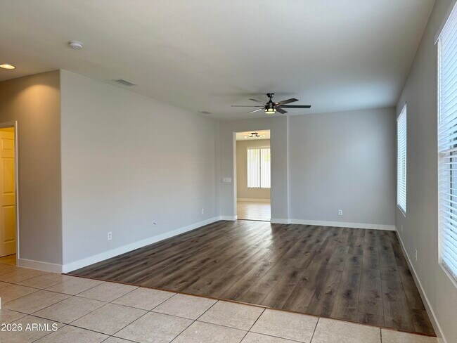Building Photo - 6558 W Townley Ave