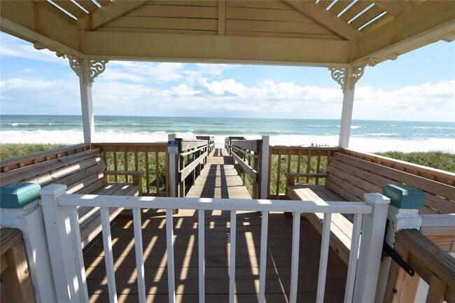 Building Photo - 166 Coquina Key Dr