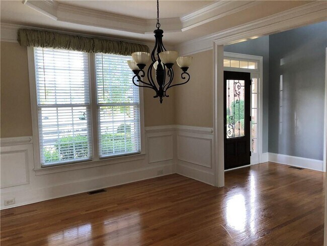 Building Photo - 2575 Goodrick Ln