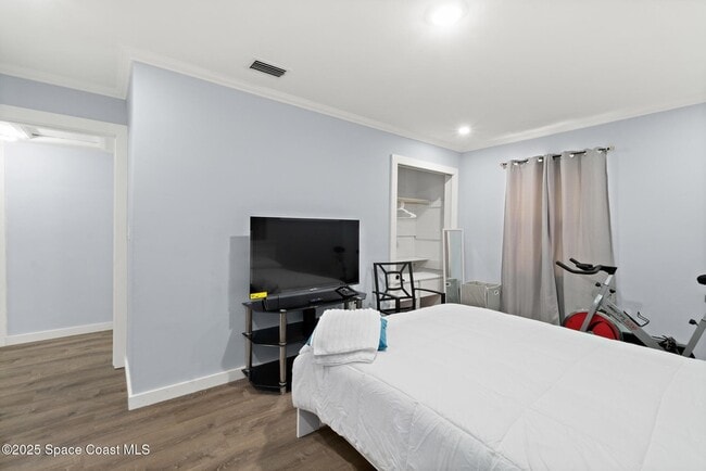 Building Photo - 250 Alabama Ave