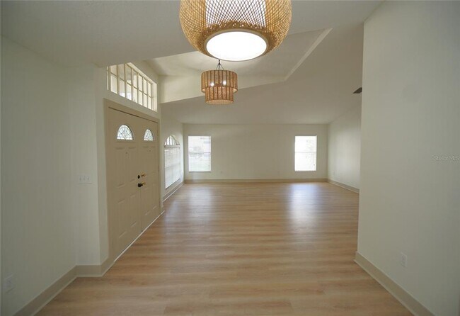 Building Photo - 1714 Staysail Dr