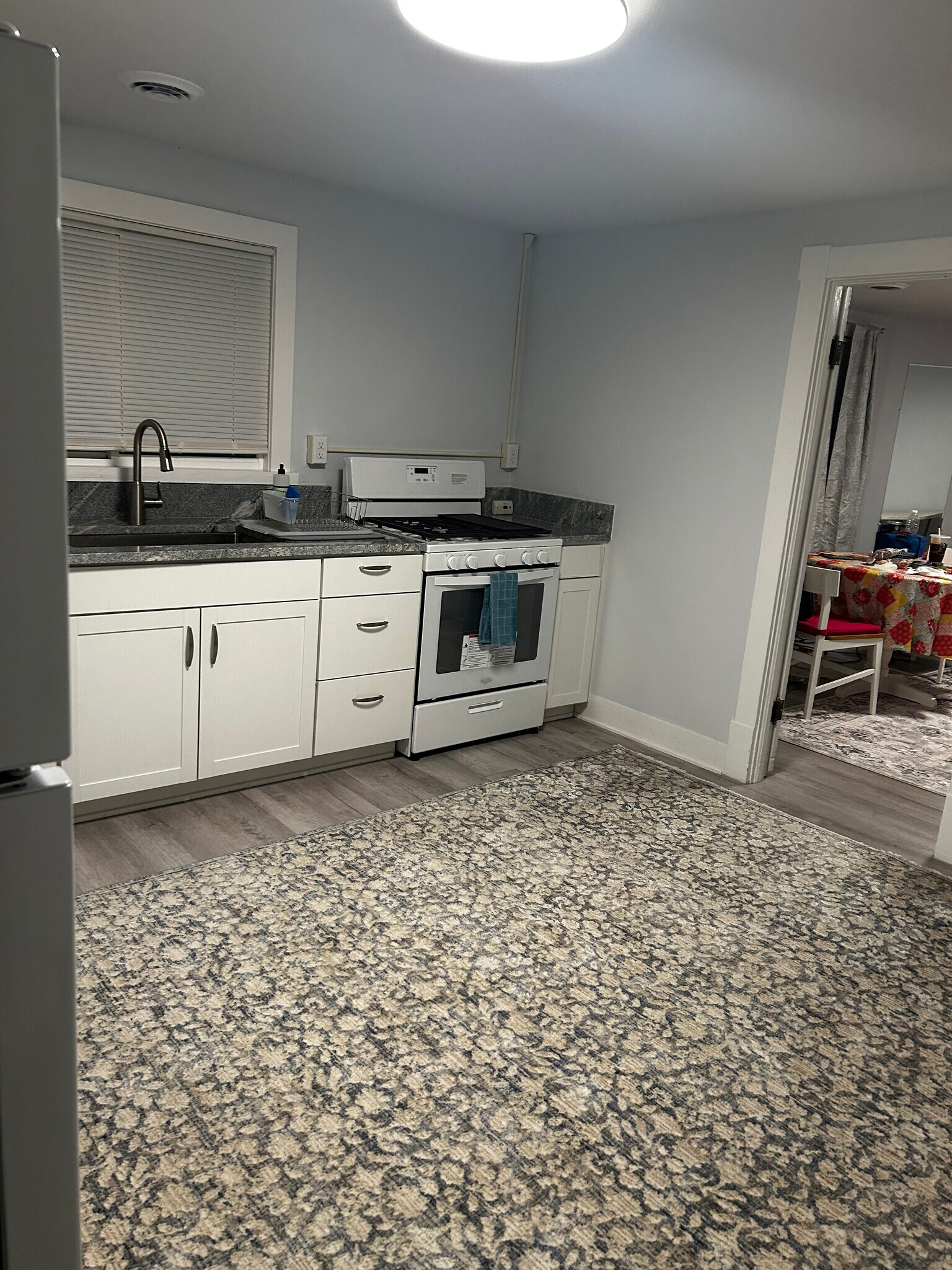 Building Photo - 89 2nd St