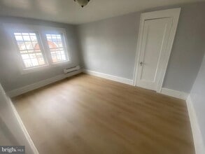 Building Photo - 109 N Thomas Ave