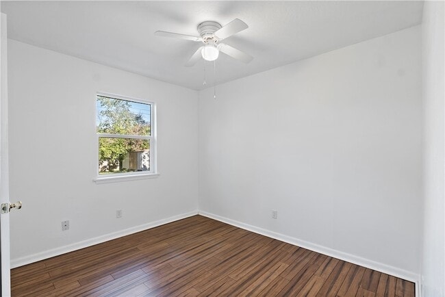 Building Photo - 2703 Allen Forest Dr