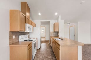 Building Photo - Barker Ridge